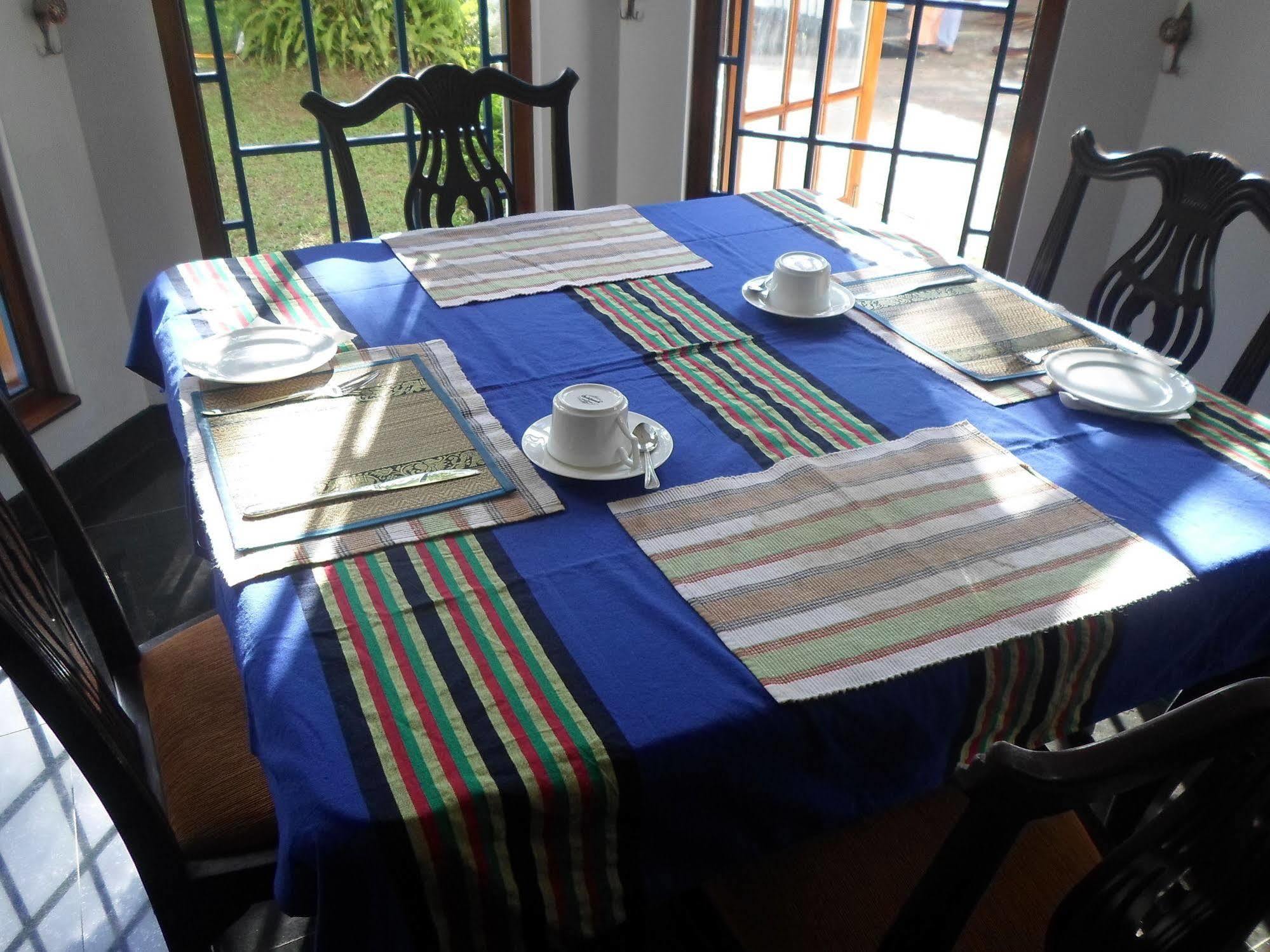 Kandy Green View Bungalow Dış mekan fotoğraf